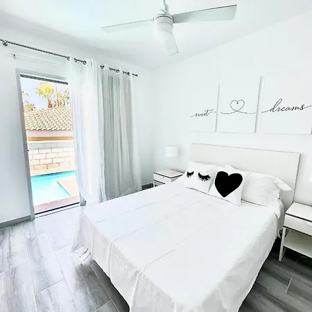 273 Con Piscina Privada Кальяо-Сальвахе