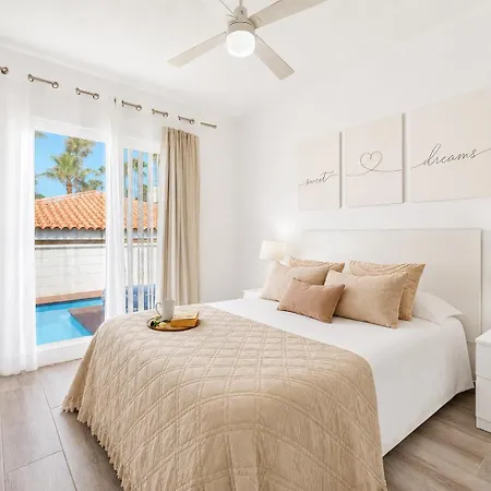 273 Con Piscina Privada Villa *